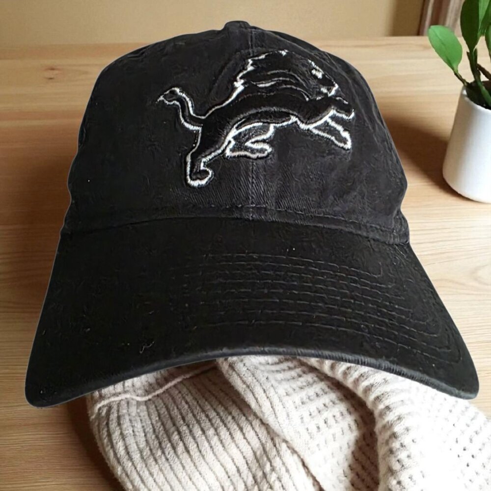 NEW ERA EXCLUSIVE (OSFA) Detroit Lions Men's Black Hat Black/White Embroidery